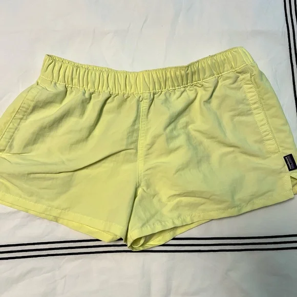 ❌ SOLD ❌ patagonia • THREE pairs of baggies - Picture 4 of 9